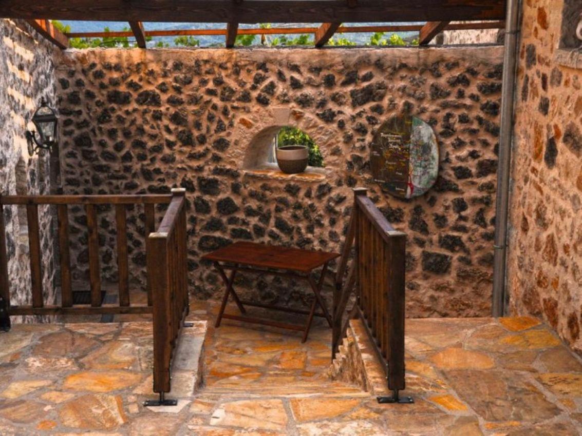 Yono'S Traditional House Ano Ravenia Exterior foto